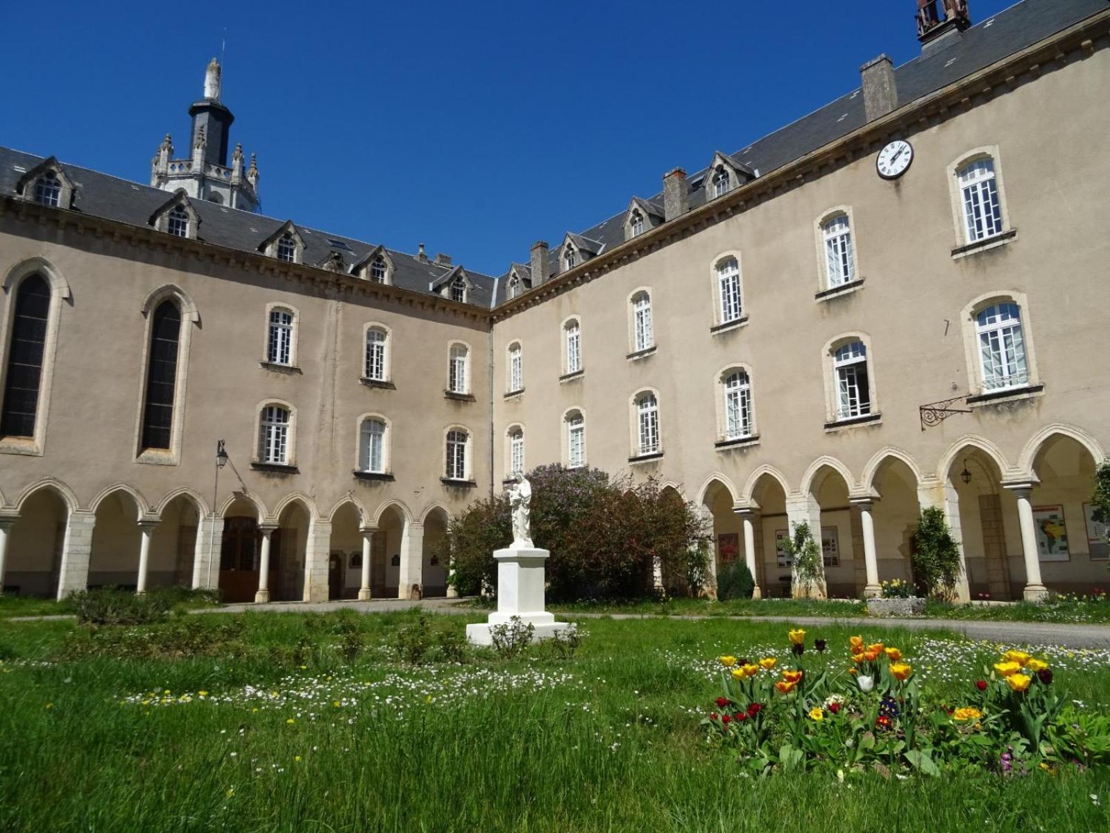 Le Grand Couvent De Gramat Hotel Buitenkant foto